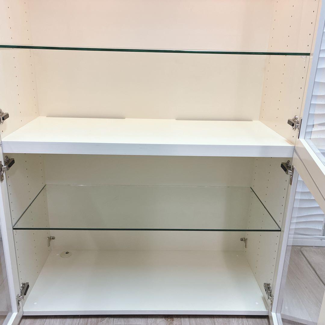 ◇大阪府 神戸市 配達料無料！arflex◇キャビネット◇ 照明付き◇ガラス扉◇