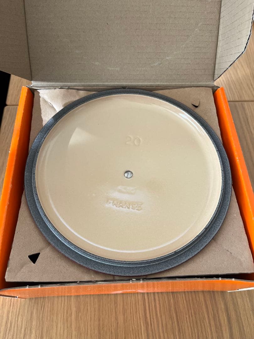 LE CREUSET ココットロンド20cm チェリーレッド