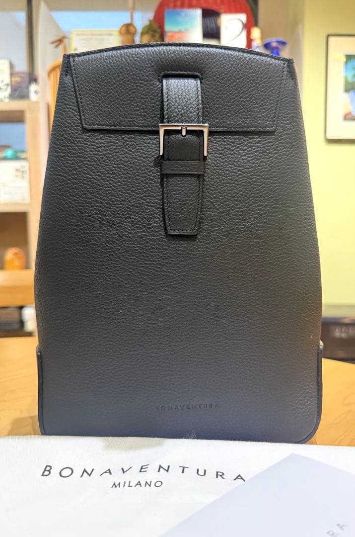 シモーネ ワンショルダーバッグ シュリンクレザー　ブラック　ボナベンチュラ