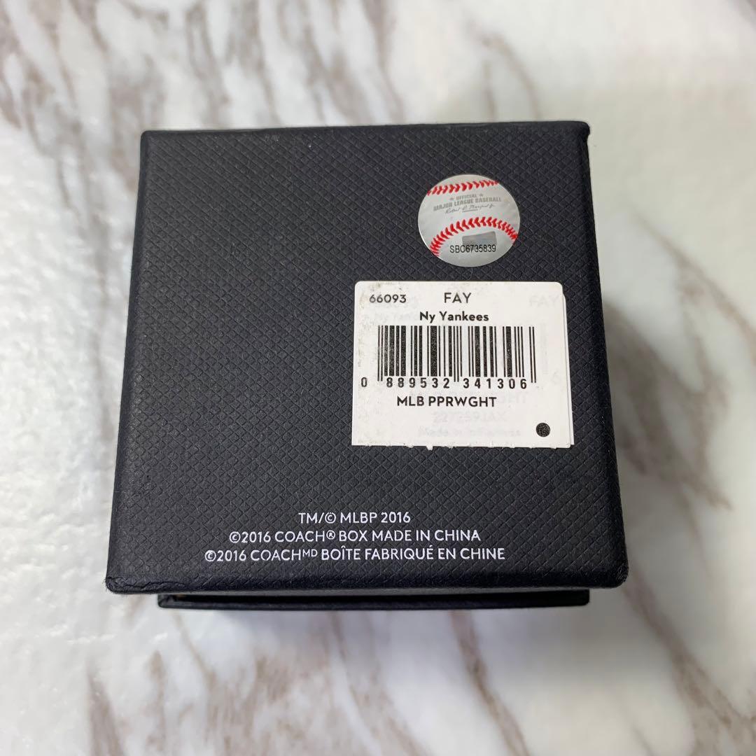 COACH ×MLB New York Yankees　野球ボール　インテリア.