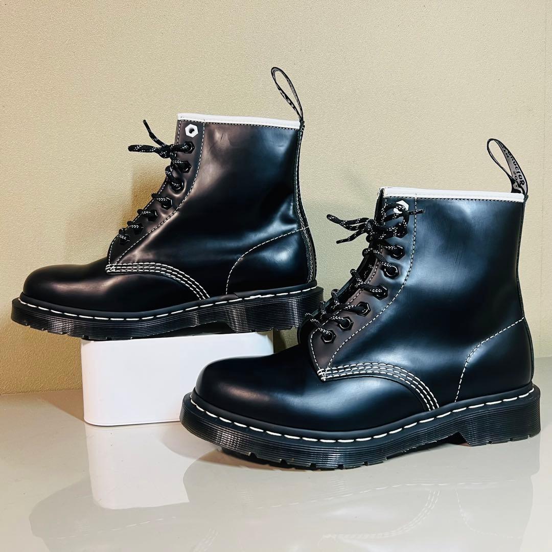 【数回使用程度】ドクターマーチン 8ホールブーツ 27303 UK6 ブラック