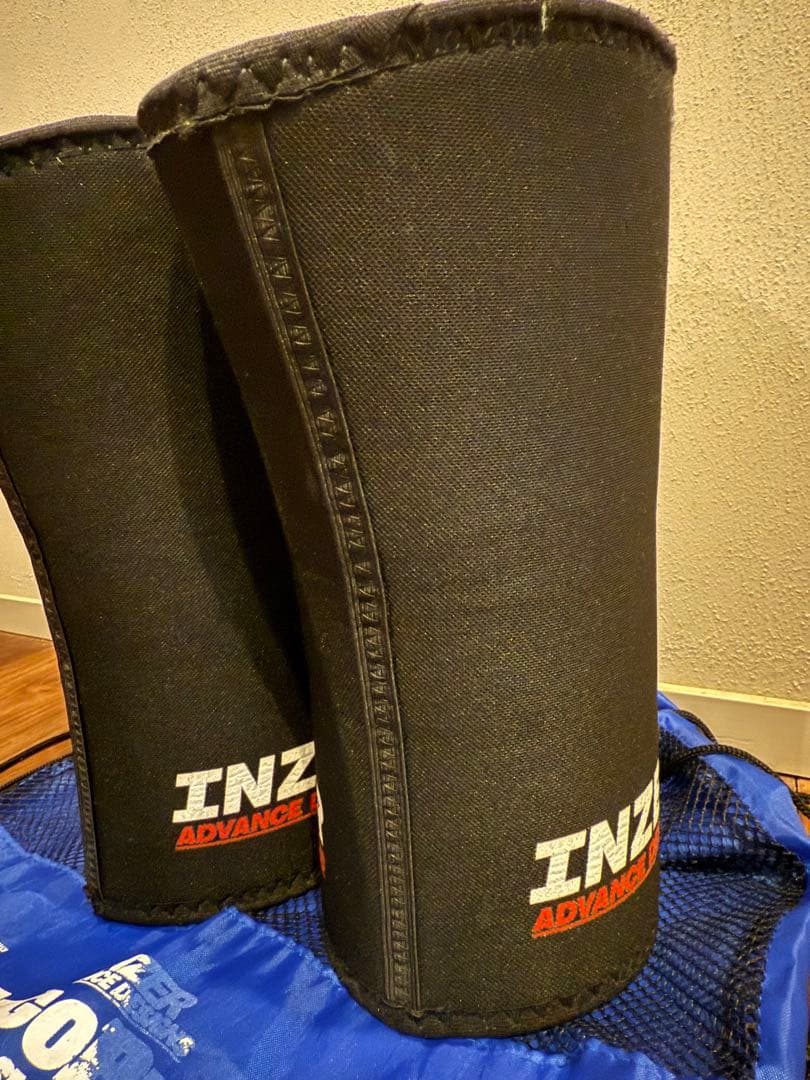 美品限定特価INZER エルゴプロ　ニースリーブ L