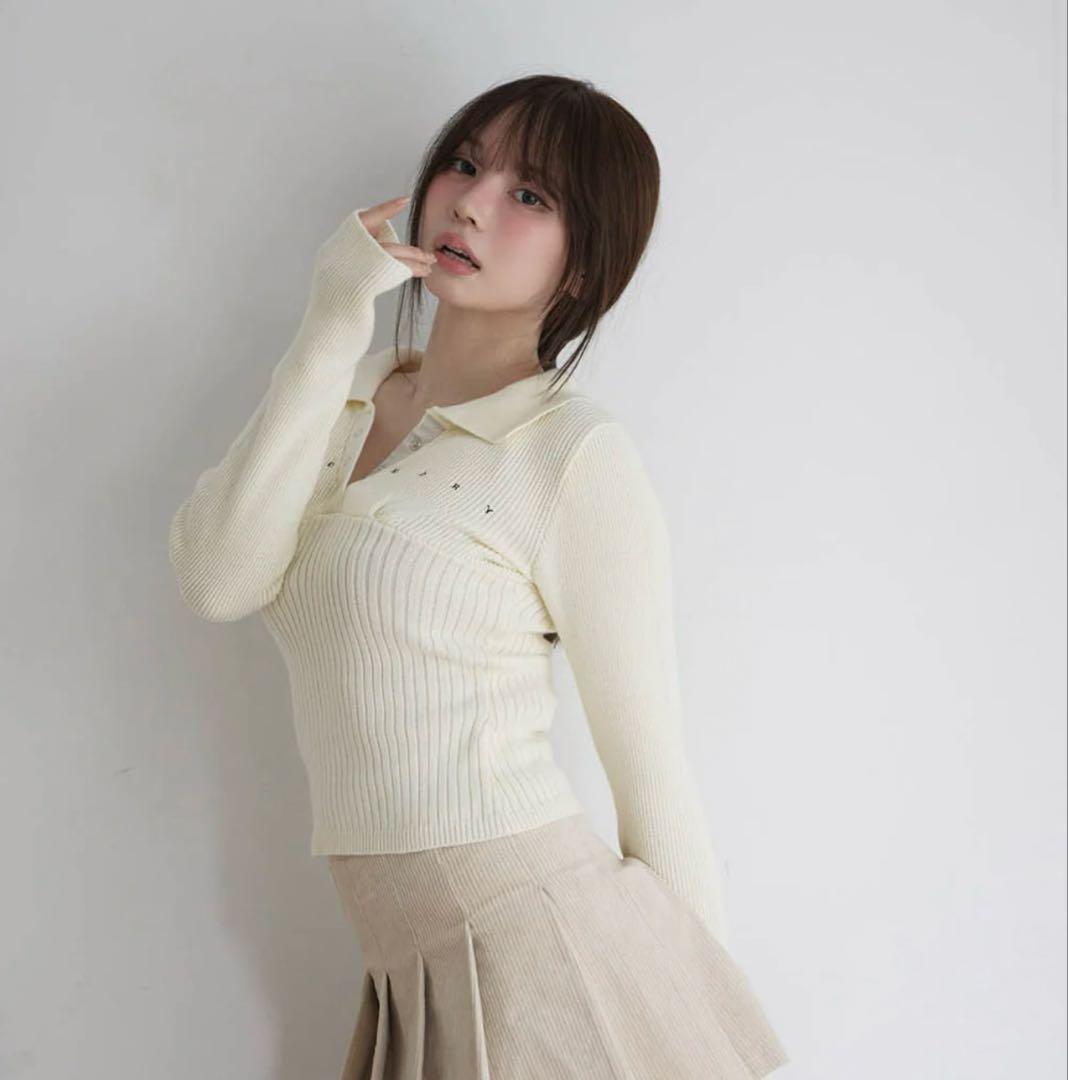 andmary Lindsay logo tops アイボリー