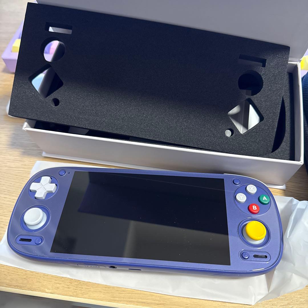 Retroid Pocket 5 GCカラー　ケース付