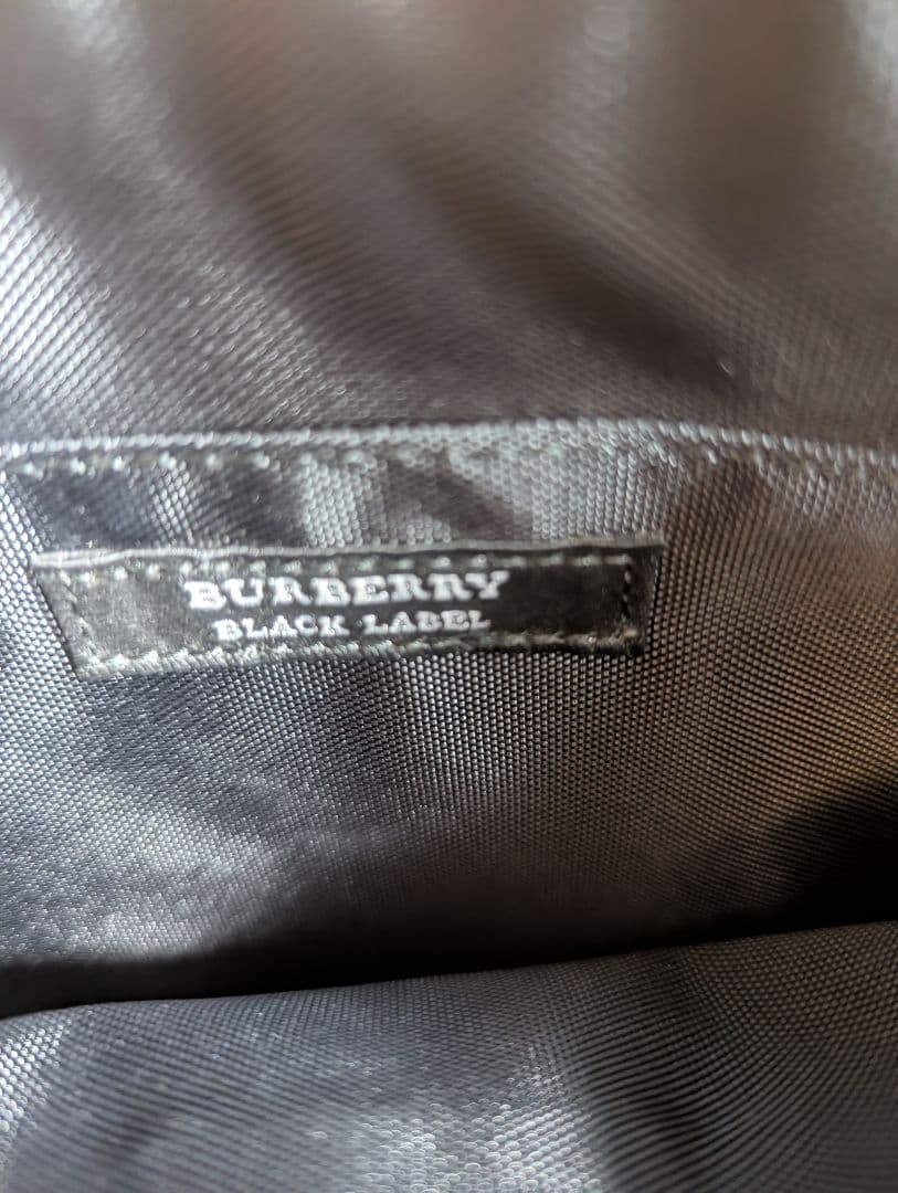 バーバリー　ブラックレーベル　ショルダーバッグ　サコッシュ　ノバチェック