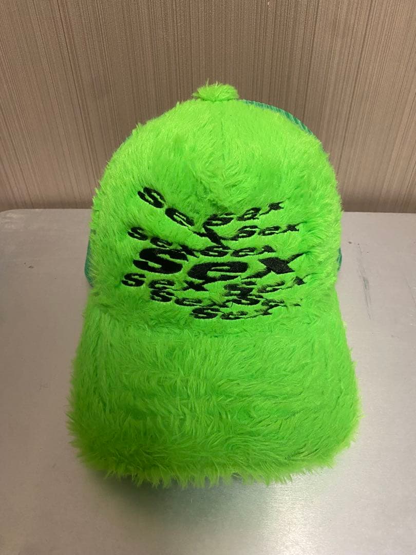 SEX ファーキャップ ネオングリーン