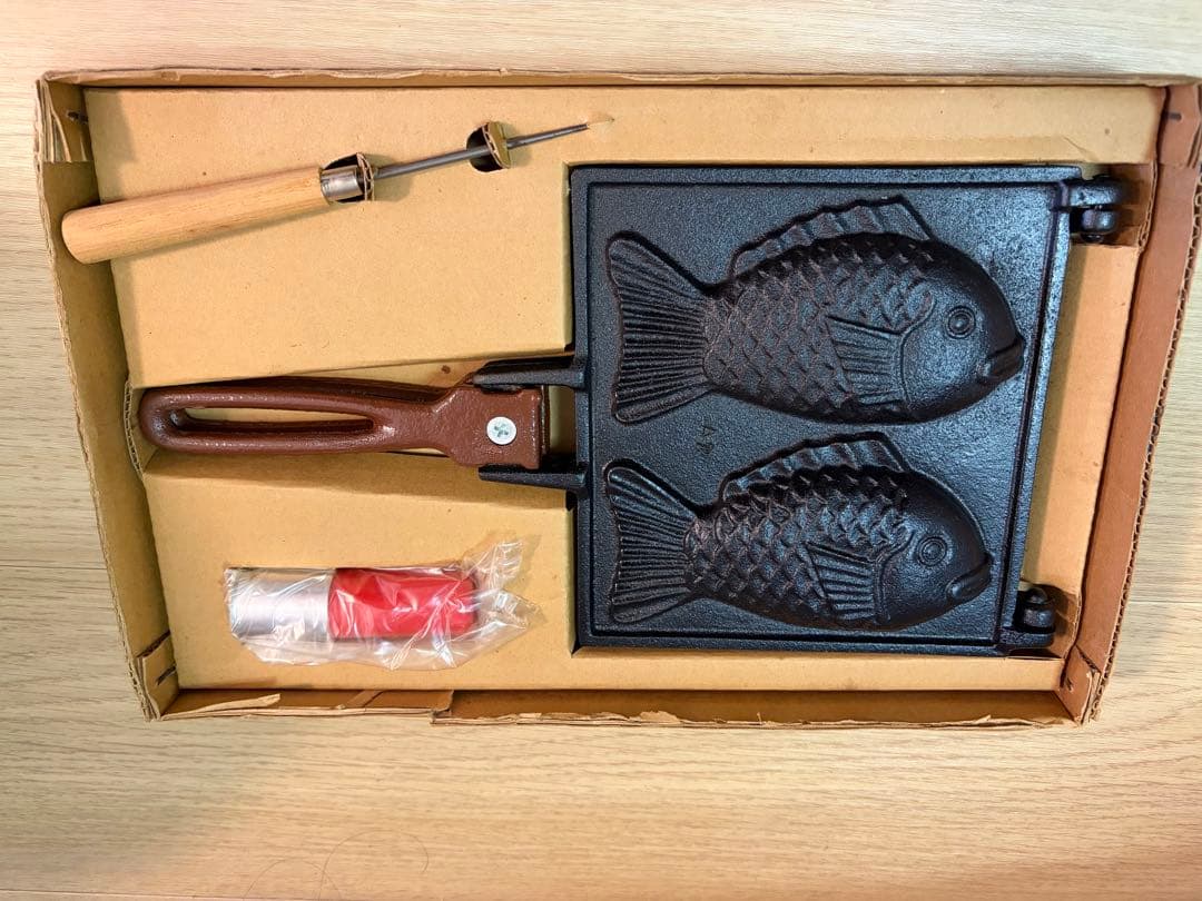 未使用　たい焼き器/鋳物(鉄製) 天然-二丁焼き/二匹焼き