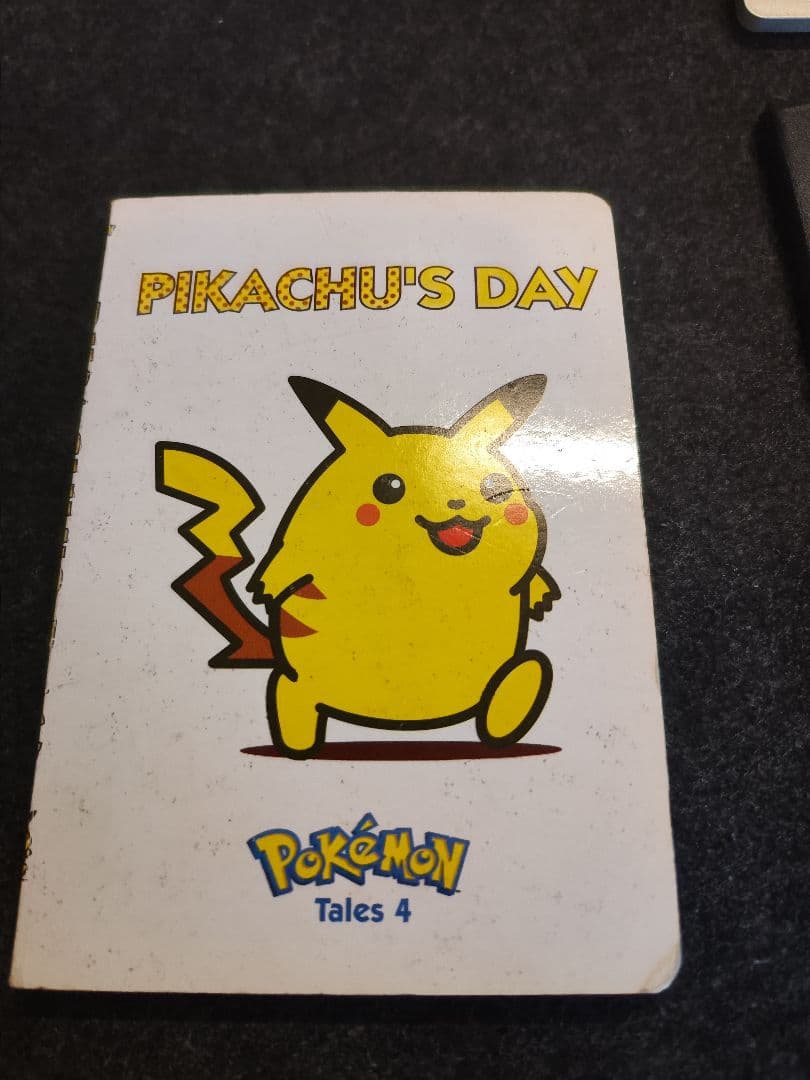 Pikachu's Day - Pokémon Tales 4 ポケモン 本
