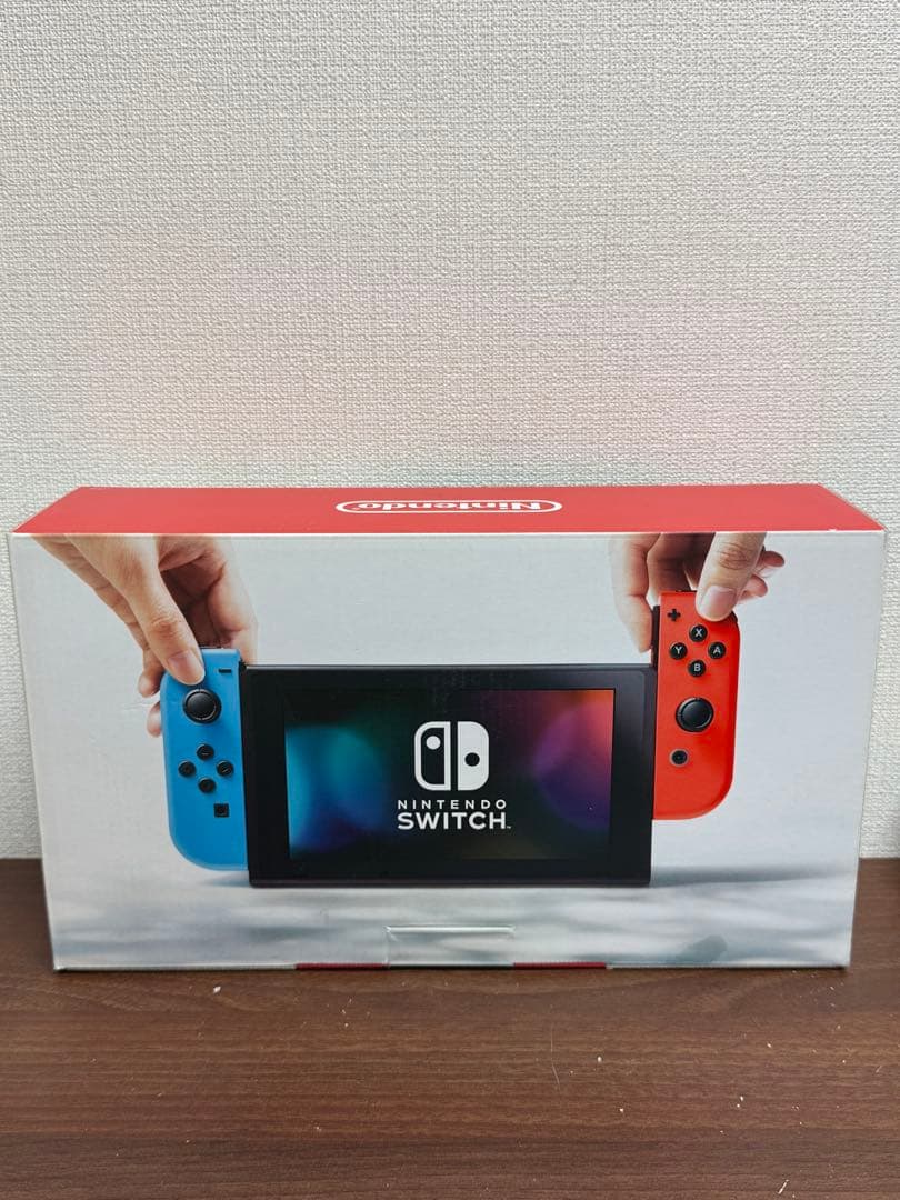【送料込み】通電確認済み★任天堂　switch Nintendo