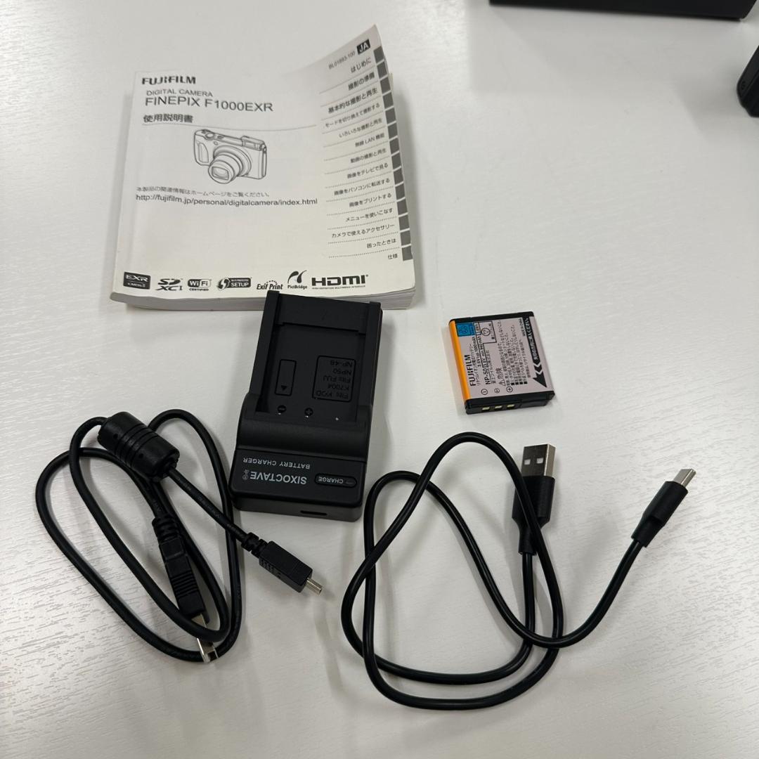 p*k様 FUJIFILM FinePix F1000EXR コンパクトデジタル