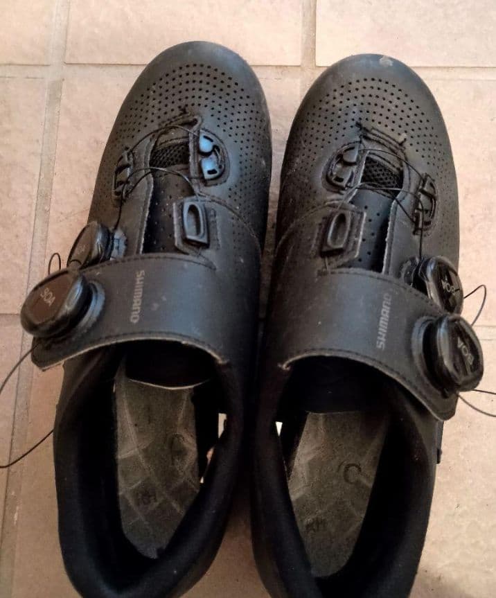 ソール新品 シマノ ビンディング シューズ 40.5 RC7 SPD-SL
