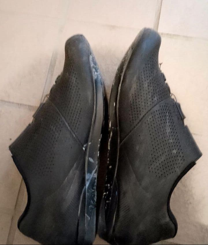 ソール新品 シマノ ビンディング シューズ 40.5 RC7 SPD-SL