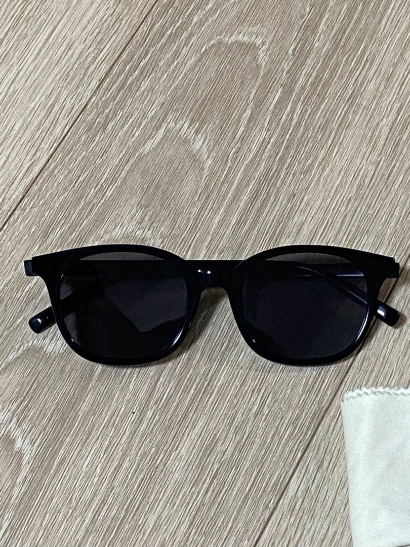 ADSR ブラック サングラス ケース付き