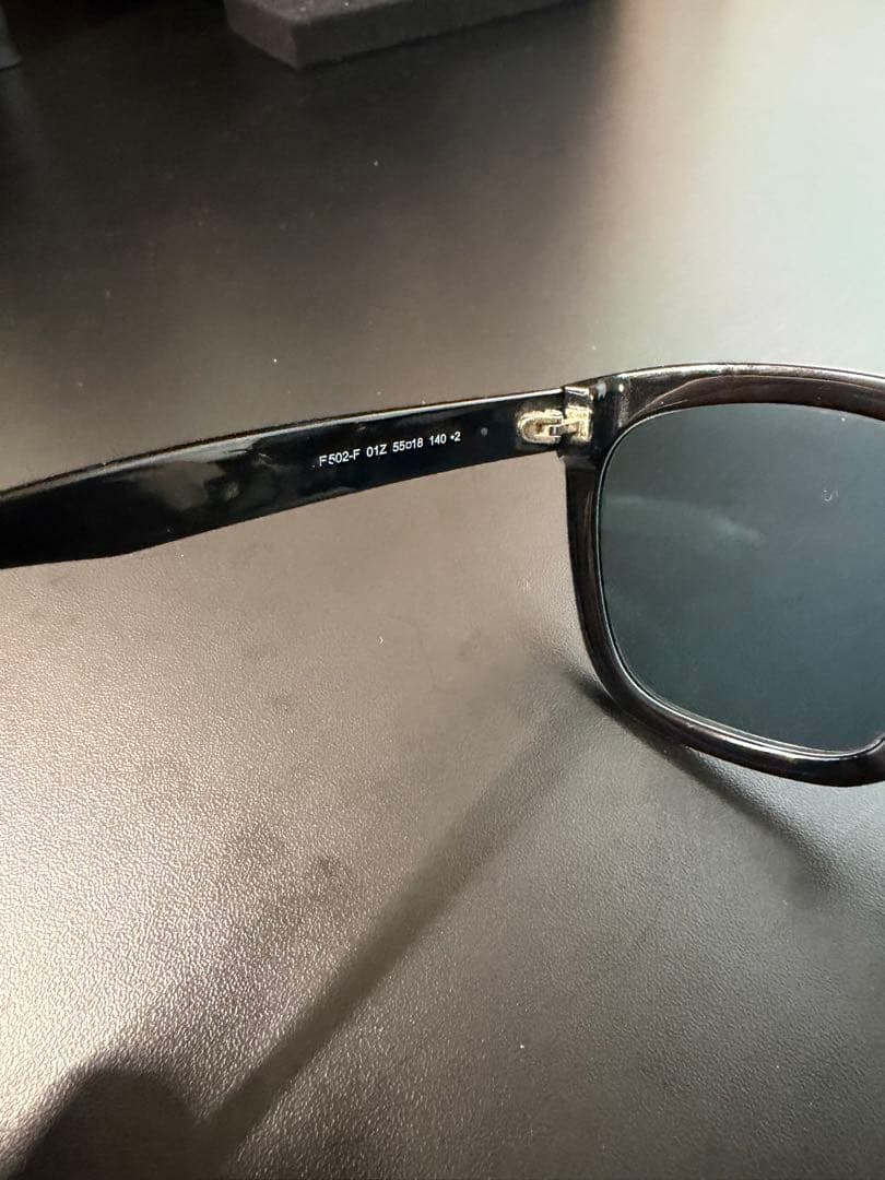 トムフォードサングラス　TF502-F 要レンズ交換