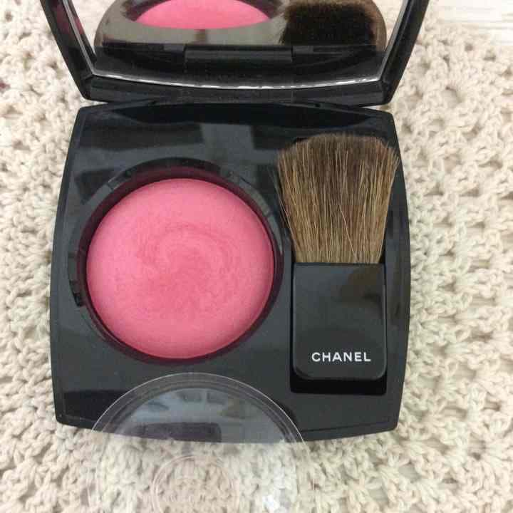 シャネルチーク売り切れました。