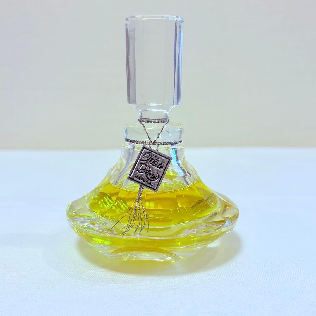 新品未使用　資生堂　ホワイトローズ　ナチュラル　香水　32ml
