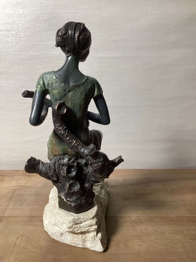 青銅製 マンドリンを弾く女性 彫刻 ２９cm ラフエンテ作