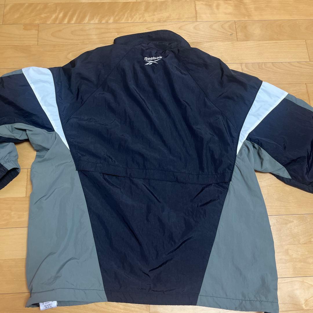 kaoyorinakami Reebok nylon jacket リーボック