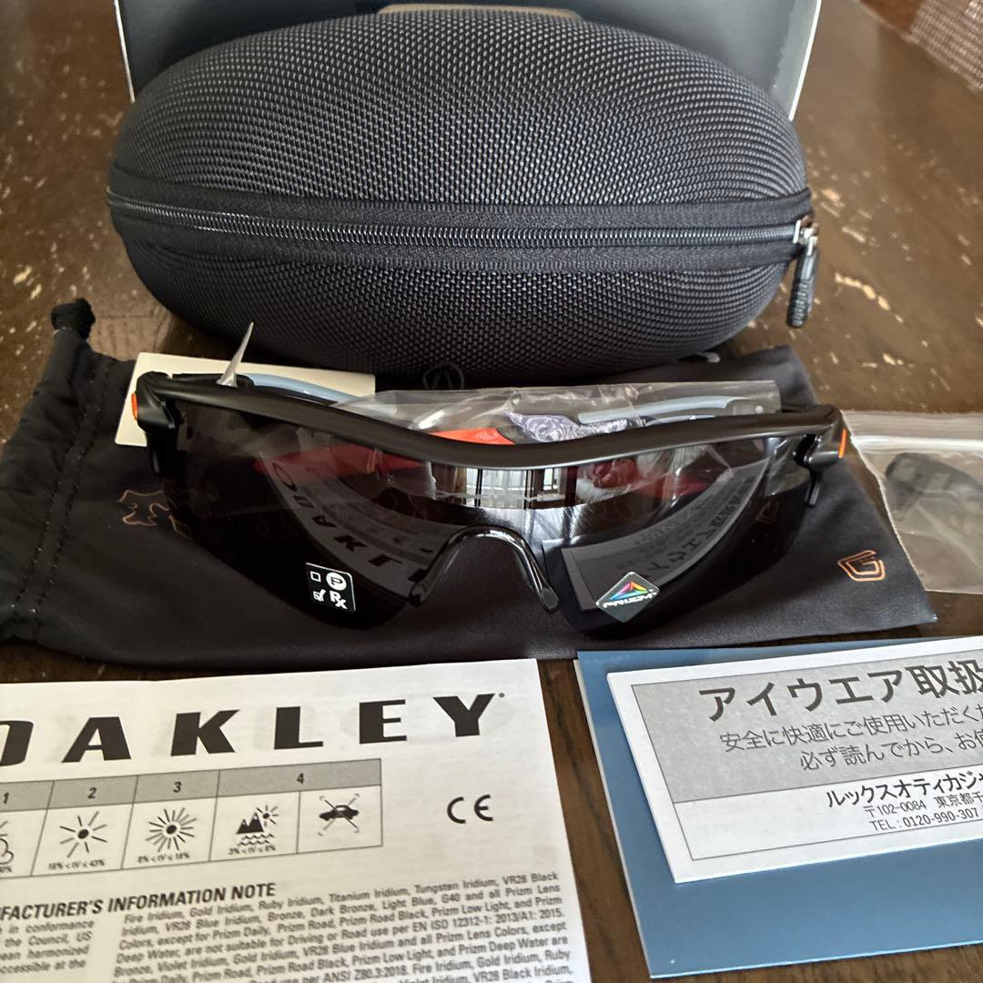 【新品】OAKLEY オークリー レーダーロックパス 読売ジャイアンツ