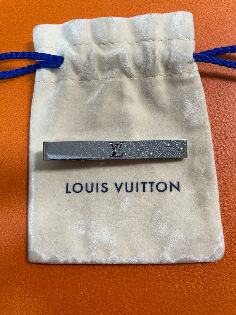LOUIS VUITTON ネクタイピン オリジナルポーチ付き