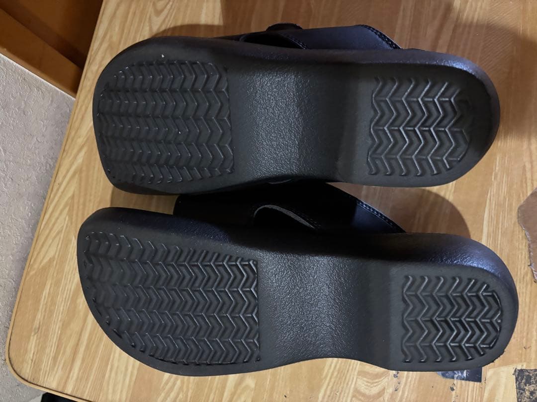 兼子ただし美姿勢サンダルDX 黒L-LL 25-28