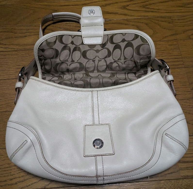 COACH ホワイトバッグ