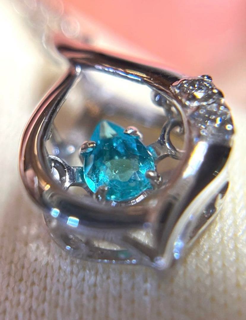 h*o様 パライバトルマリンネックレス　銅4.19%　K18WG