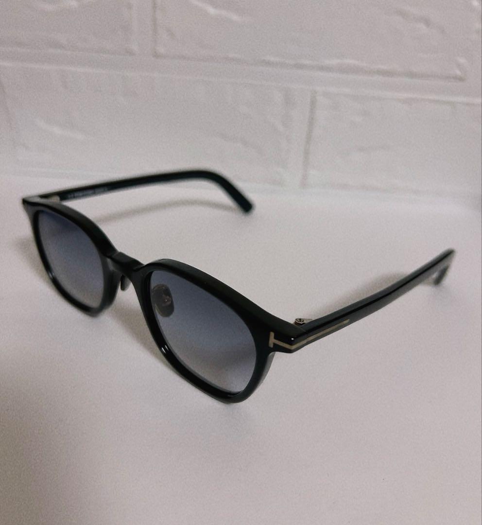 トムフォード　TOM FORD サングラス　TF978-D 49□21 145
