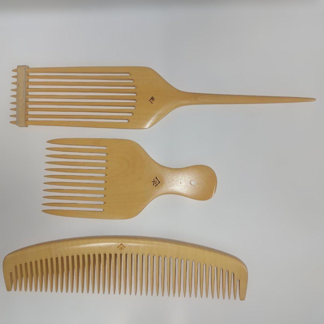 十三や　ツゲ櫛3本セット新品 　値下げしました。