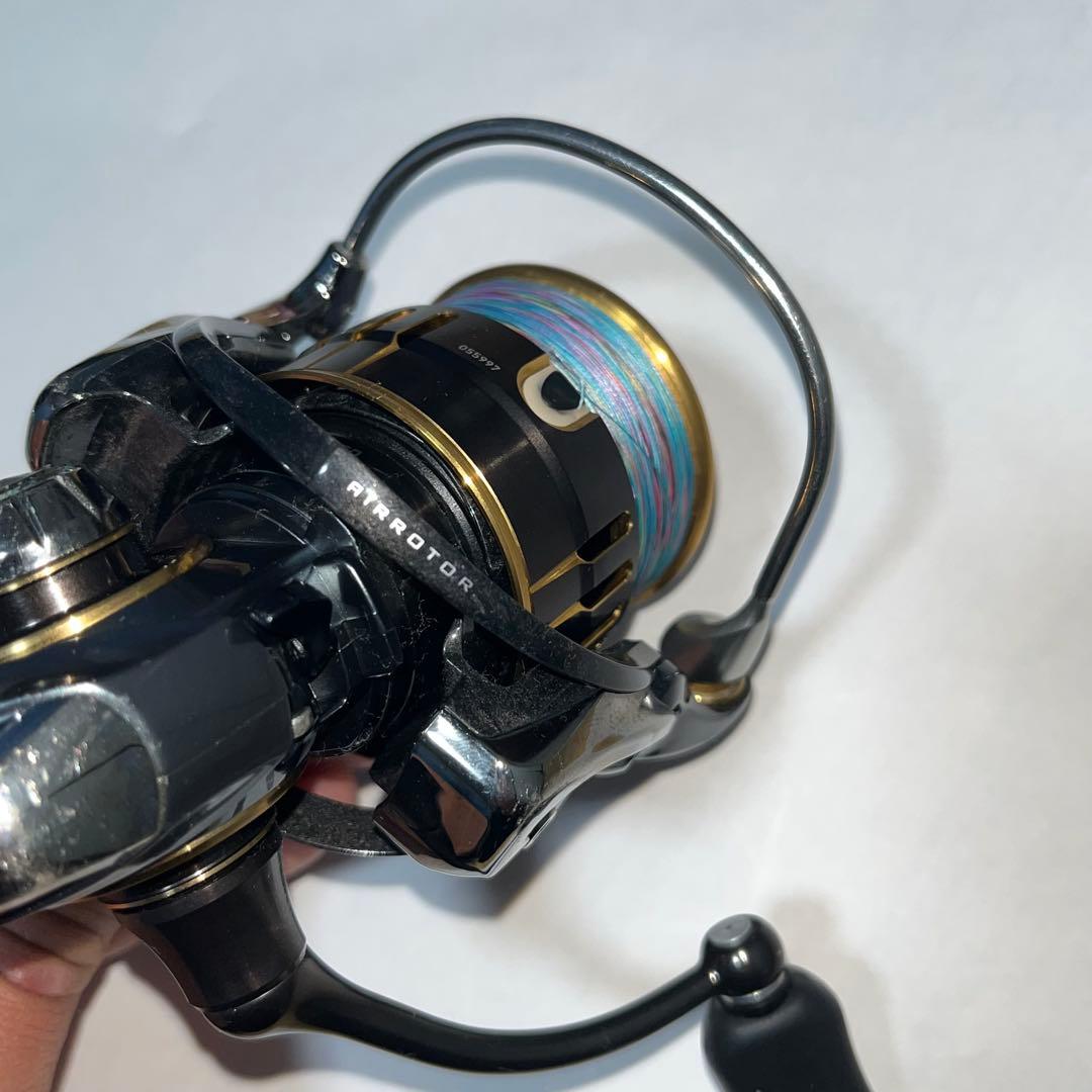 DAIWA THEORY セオリー2506 スピニングリール美品軽量高剛性