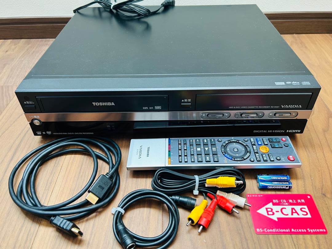 TOSHIBA VTR一体型HDD&DVDビデオレコーダーRD-W301