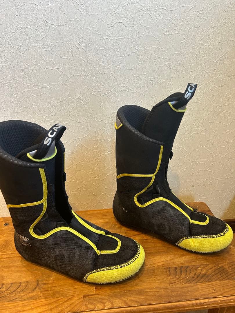 SCARPA T2eco　75mmテレマークブーツ