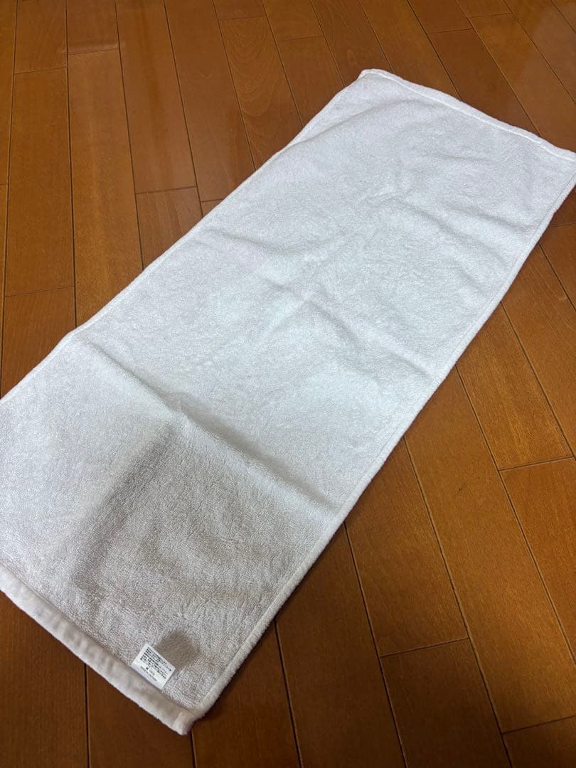 ヴィッセル神戸 VISSEL KOBE フェルマーレン 4 ユニフォーム、タオル