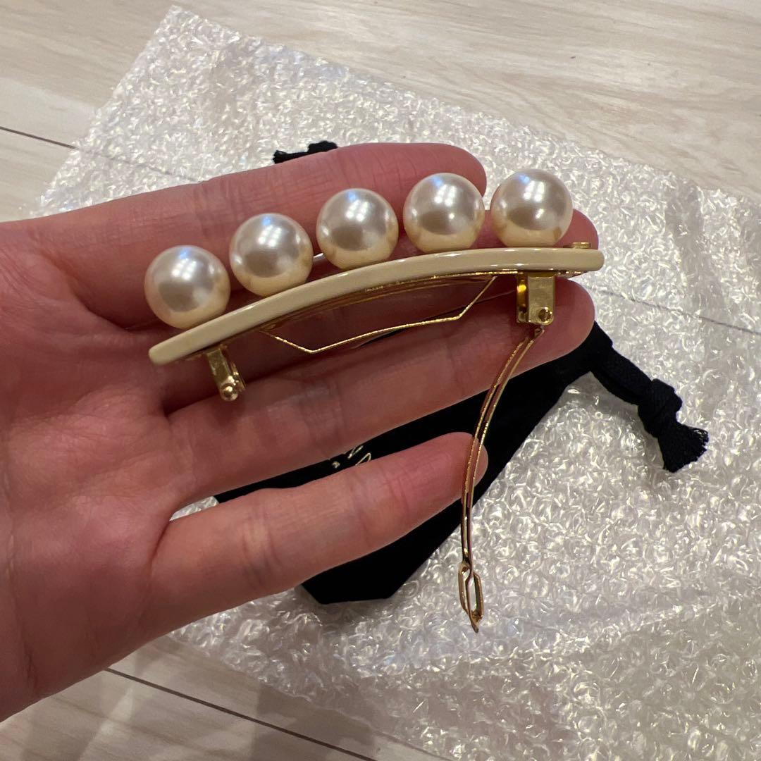 アレクサンドルドゥパリ　バレッタ　パール　6㎝　ベージュ　Sサイズ