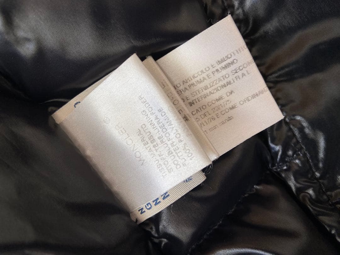 ★1月中限定値引き　モンクレール　エベレスト　廃盤　ビッグロゴ　ネイビー　L