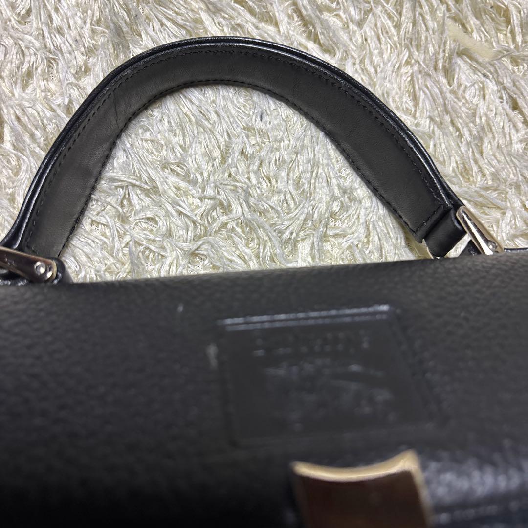 Burberrys フォーマル ハンドバッグ 筒形 ノバチェック 黒 ブラック
