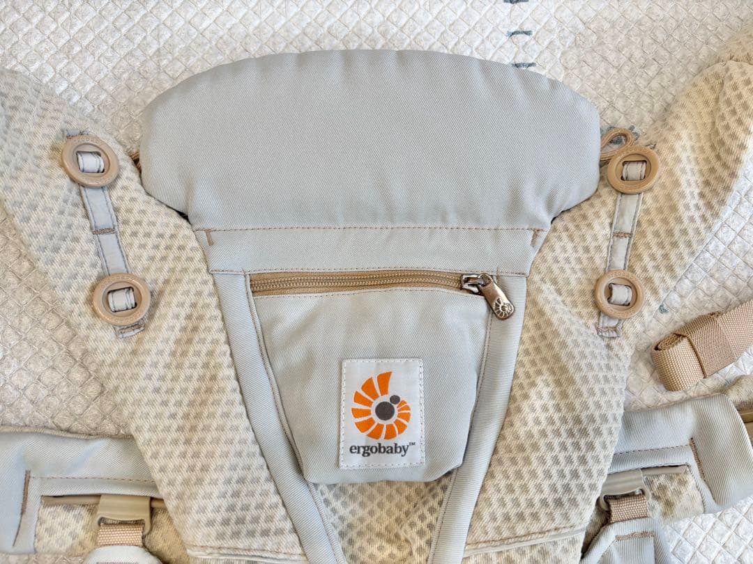 ergobaby OMNI Breeze ベージュ抱っこ紐