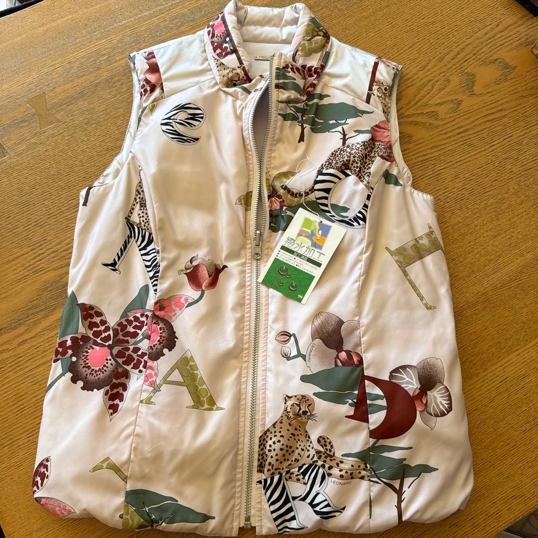 レオナールスポーツ　40 ダウンベスト