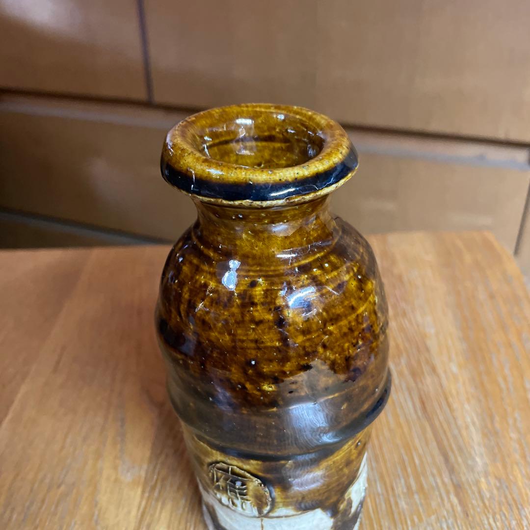 中島勝乃利　飴釉織部徳利　箱なし