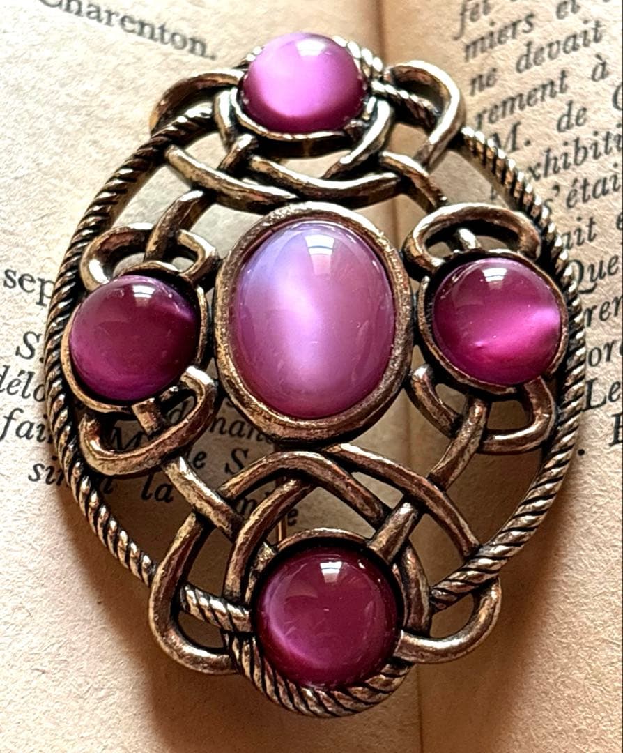 3372ヴィンテージ☆英国/MIRACLE/カボションブローチ