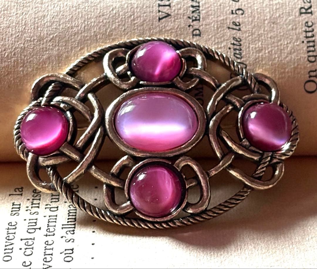 3372ヴィンテージ☆英国/MIRACLE/カボションブローチ