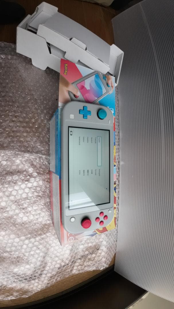 中古 Nintendo Switch Lite ポケモンデザイン　電源ケーブル付