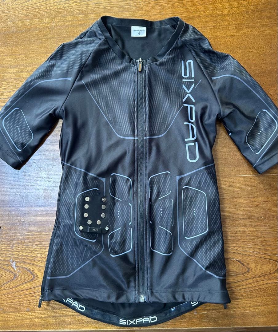 SIXPAD パワースーツ トップ　レディースM
