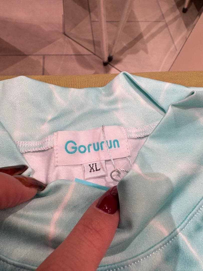 Gorurun XL 水面模様 モックネック