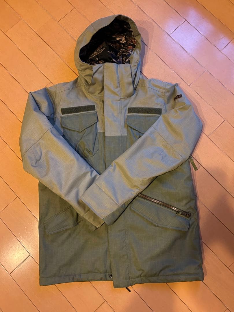 BURTON BOARDS スノーボードジャケット M 美品