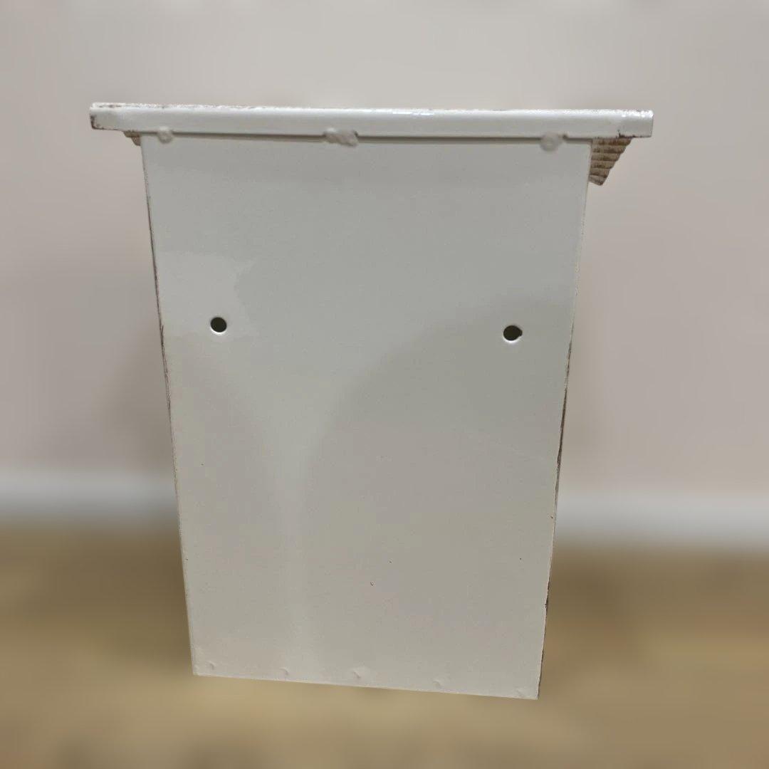 郵便受け【未使用品】ポスト鍵付き　ホワイト　アンティーク　ビンテージ風　イタリア