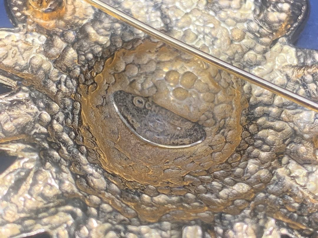 CHANEL 獅子 ライオン モチーフ ブローチ ゴールド GP 刻印