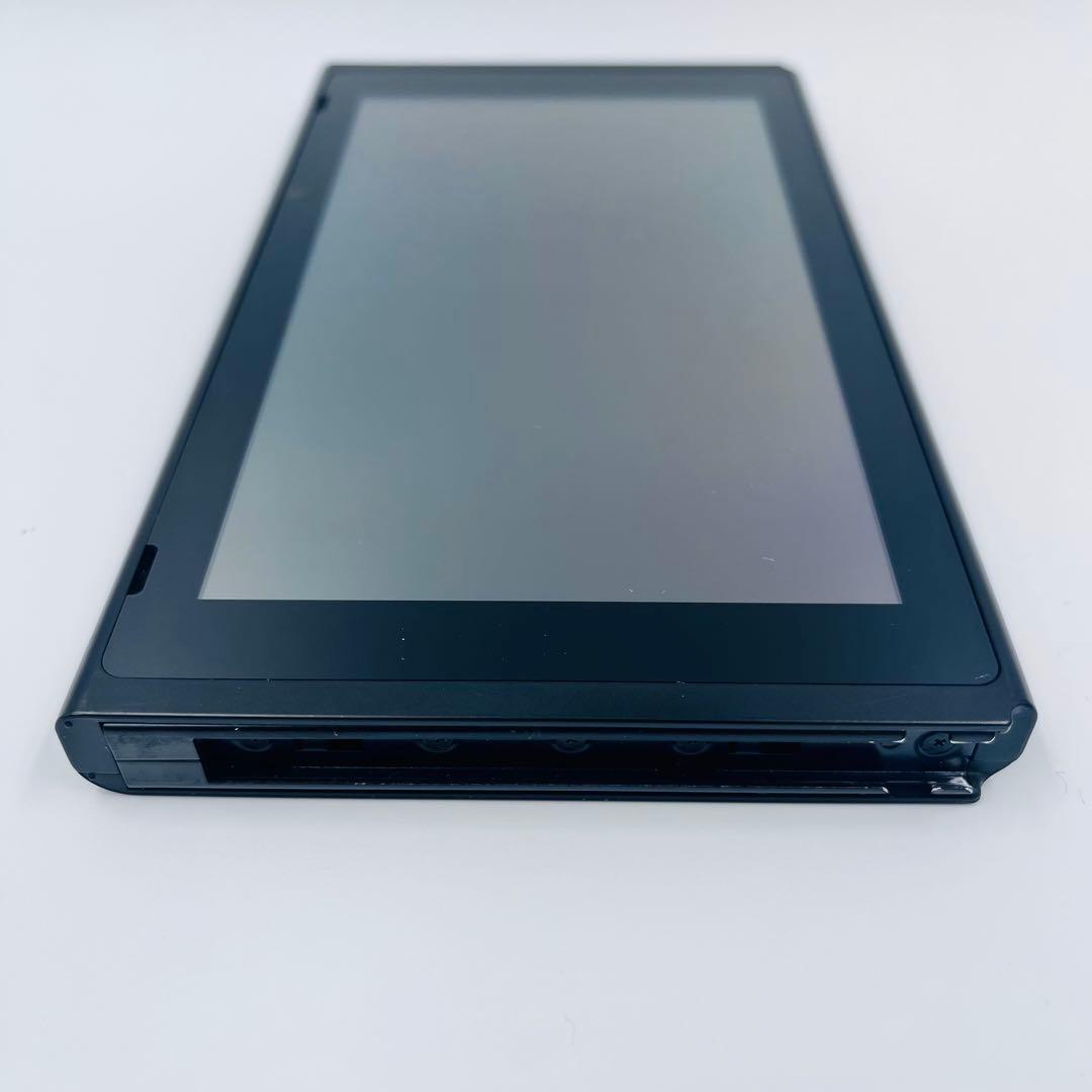 美品　Nintendo Switch 本体のみXAJ スイッチ2018年　3