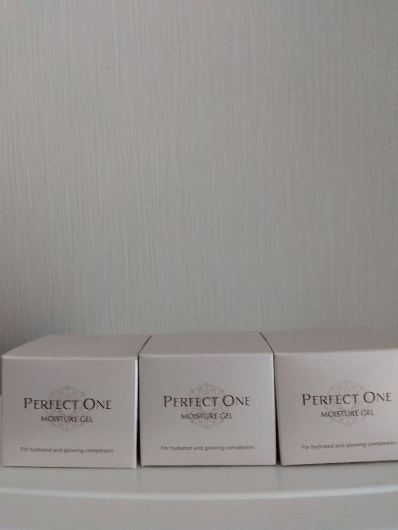 パーフェクトワン モイスチャージェル 75g 3個