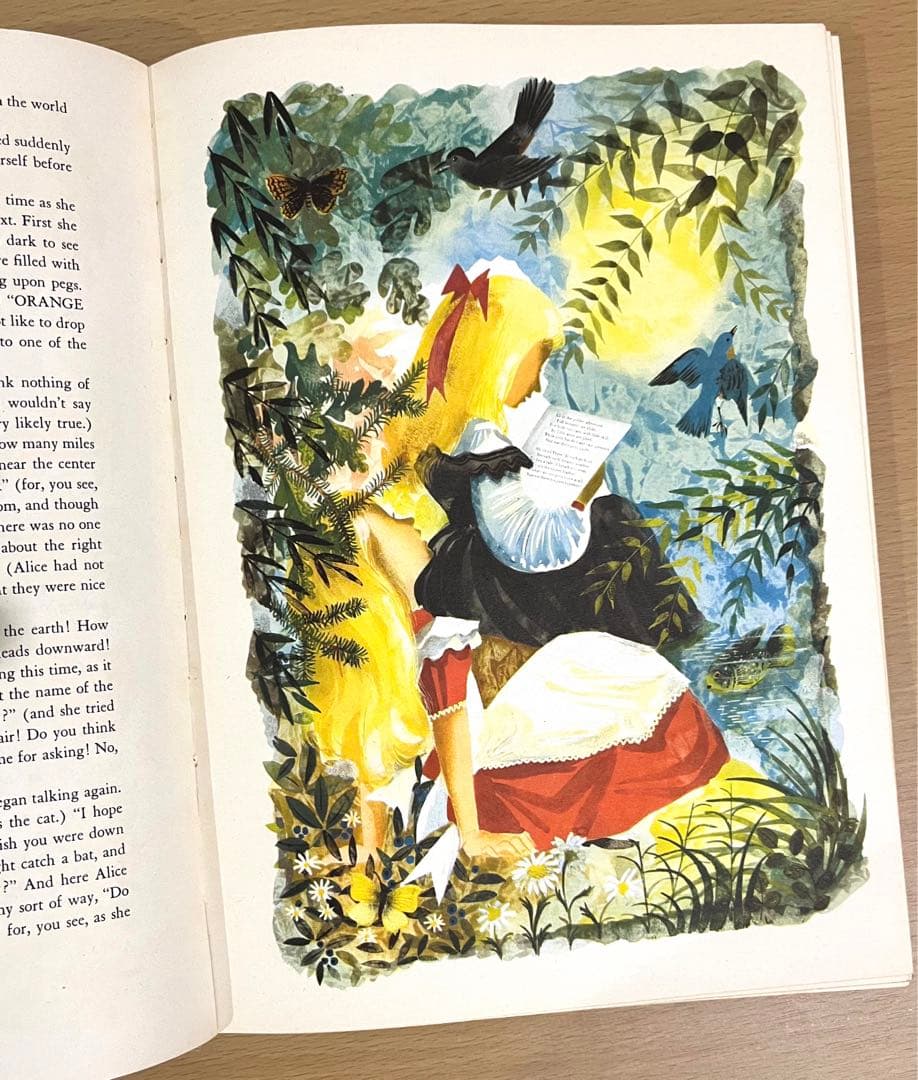 No.246 希少　古書 洋書 アンティーク 不思議の国のアリス・鏡の国のアリス